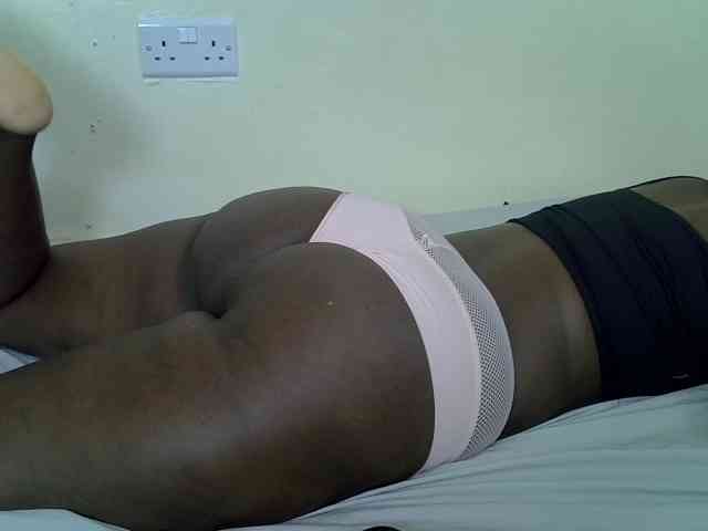Prettyliz30 webcam
