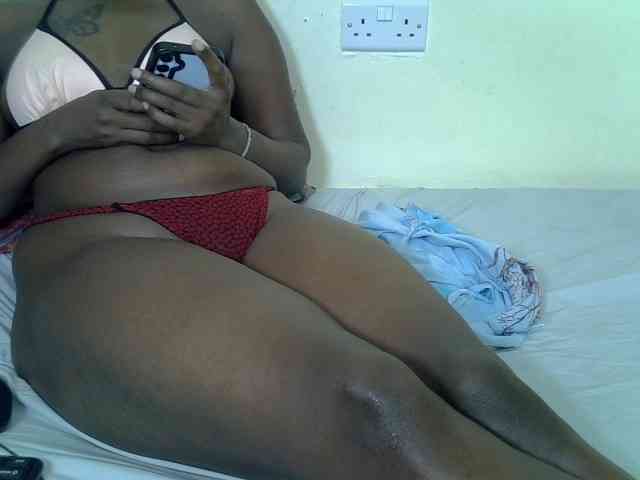 Prettyliz30 webcam