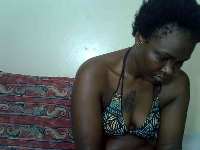 Prettyliz30 webcam