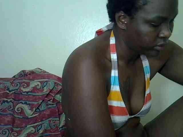 Prettyliz30 webcam