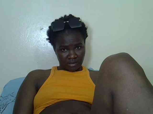Prettyliz30 webcam