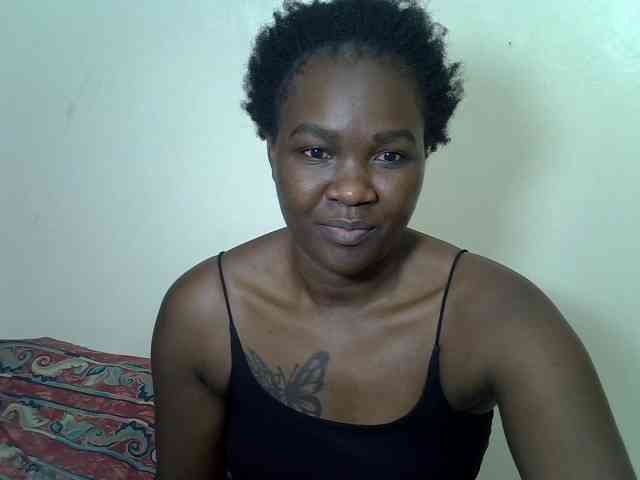 Prettyliz30 webcam