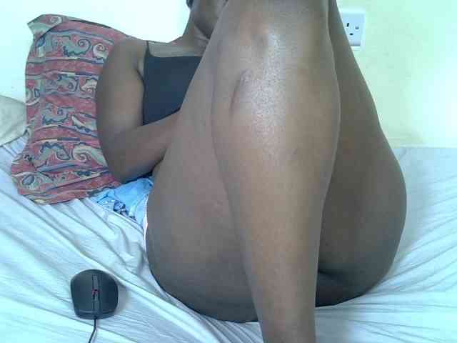 Prettyliz30 webcam
