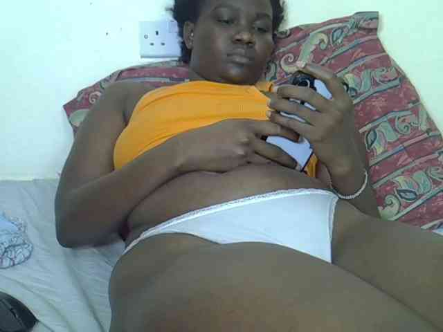 Prettyliz30 webcam