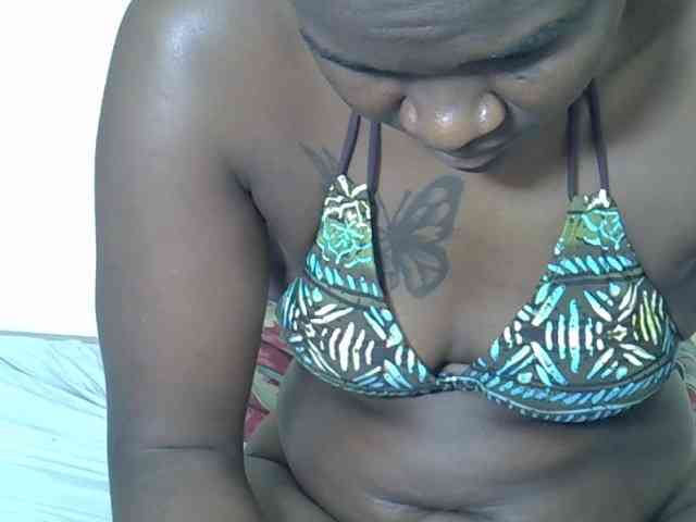 Prettyliz30 webcam