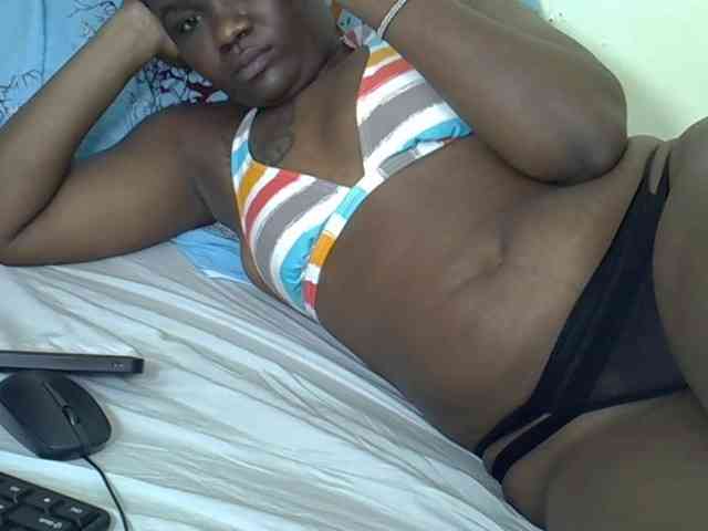 Prettyliz30 webcam
