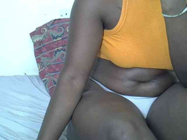 Prettyliz30 webcam