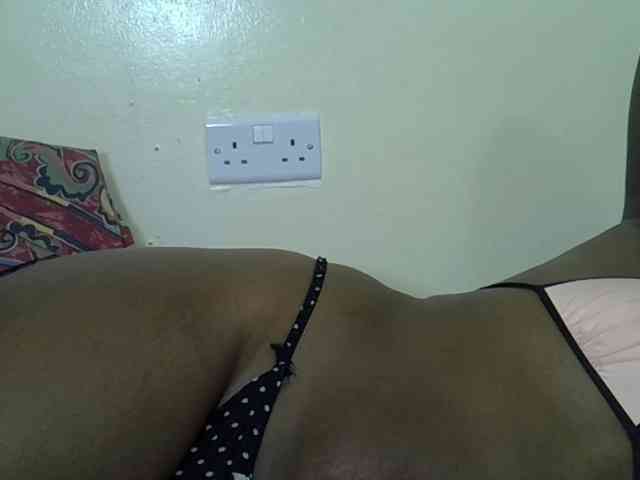 Prettyliz30 webcam