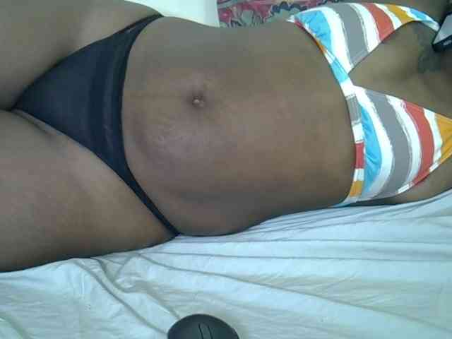 Prettyliz30 webcam