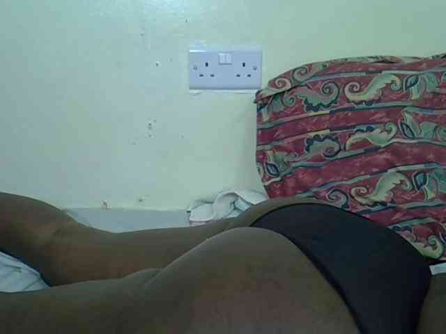 Prettyliz30 webcam
