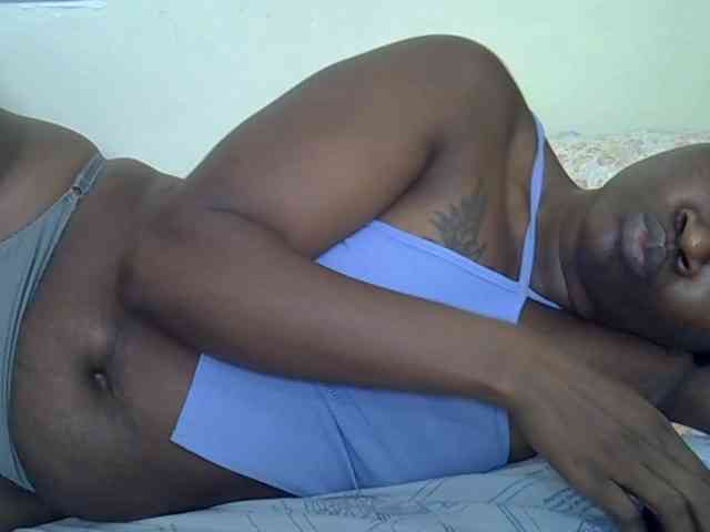 Prettyliz30 webcam