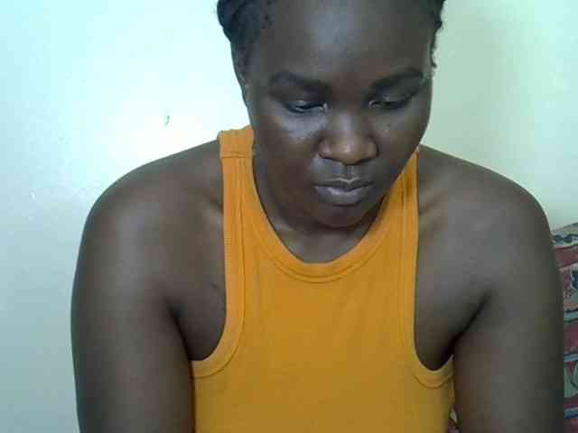 Prettyliz30 webcam
