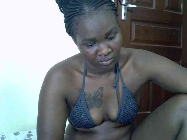 Prettyliz30 webcam