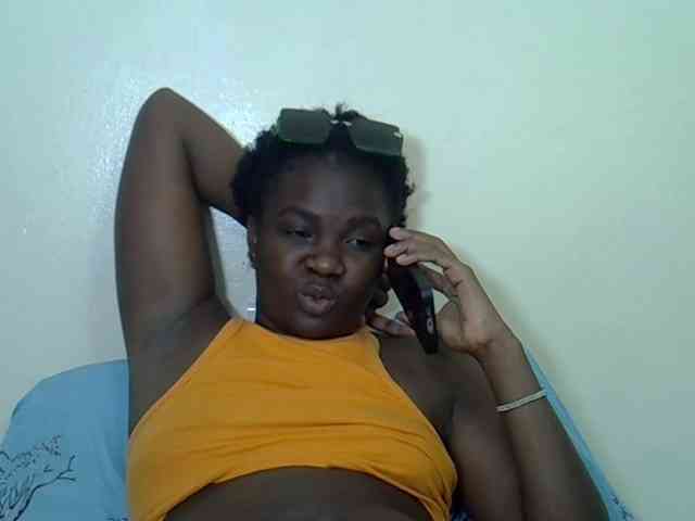 Prettyliz30 webcam