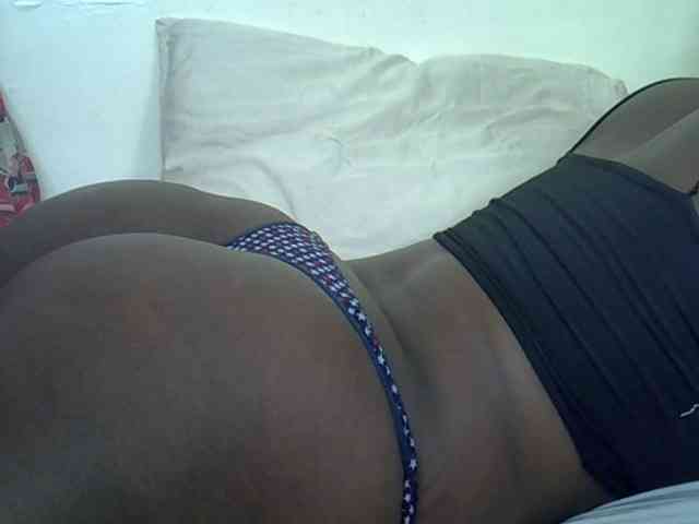 Prettyliz30 webcam