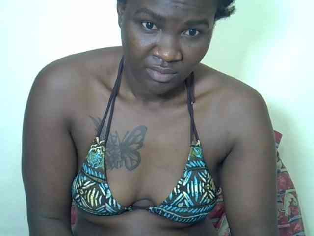 Prettyliz30 webcam