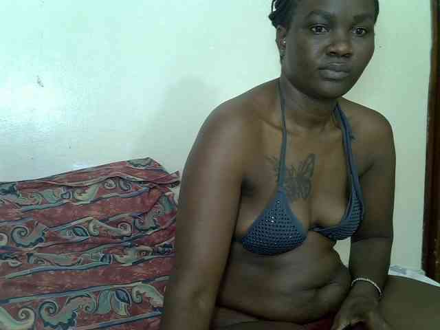 Prettyliz30 webcam