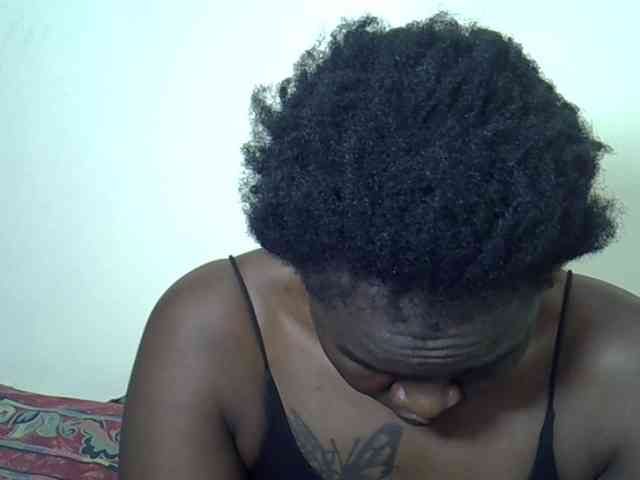 Prettyliz30 webcam