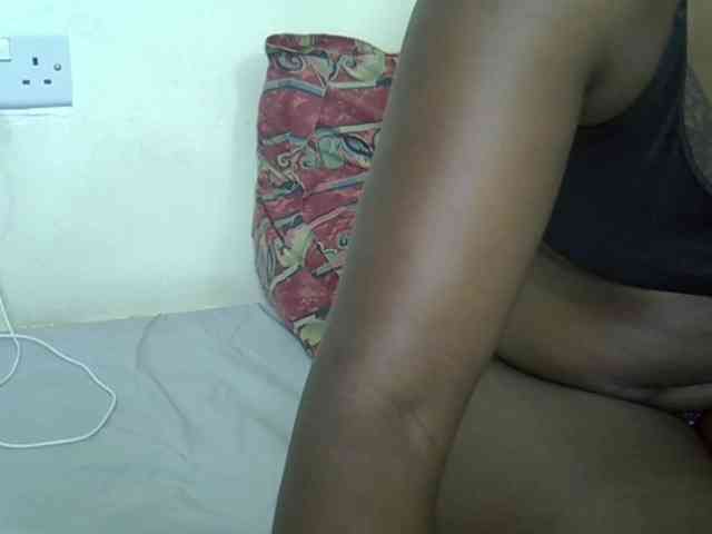 Prettyliz30 webcam