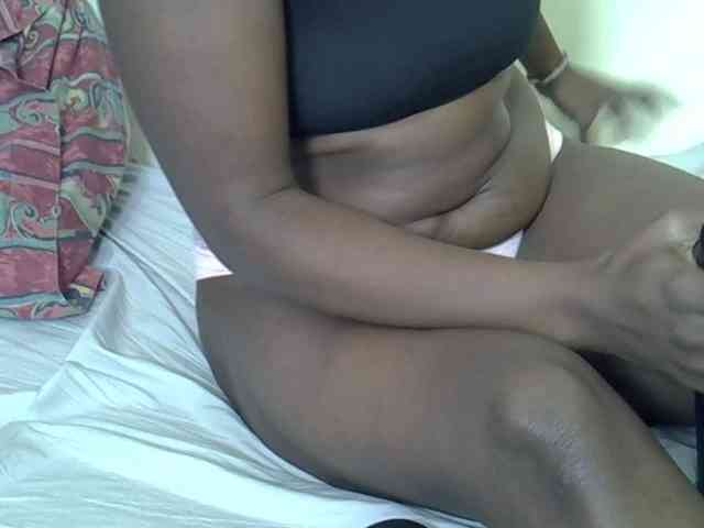Prettyliz30 webcam