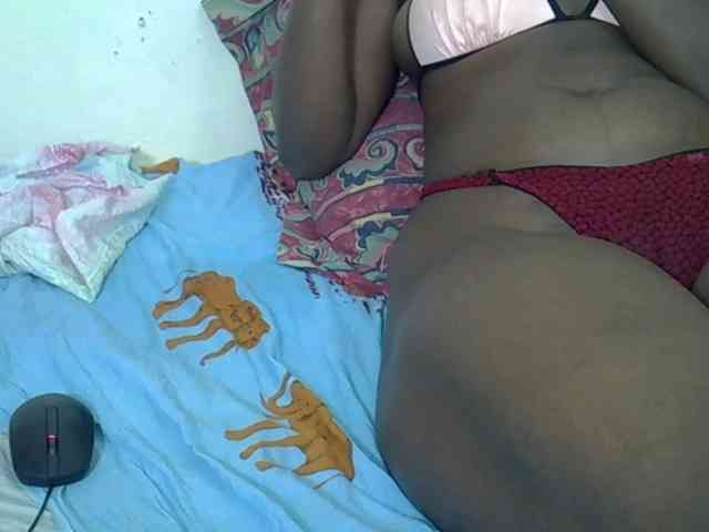 Prettyliz30 webcam