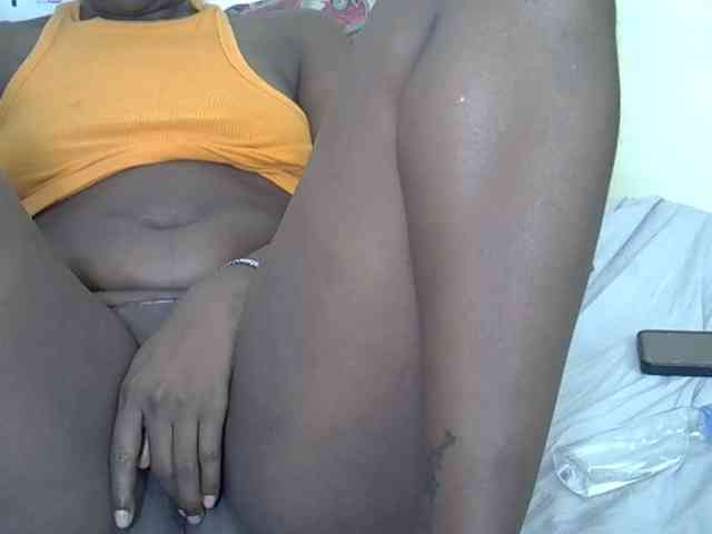 Prettyliz30 webcam
