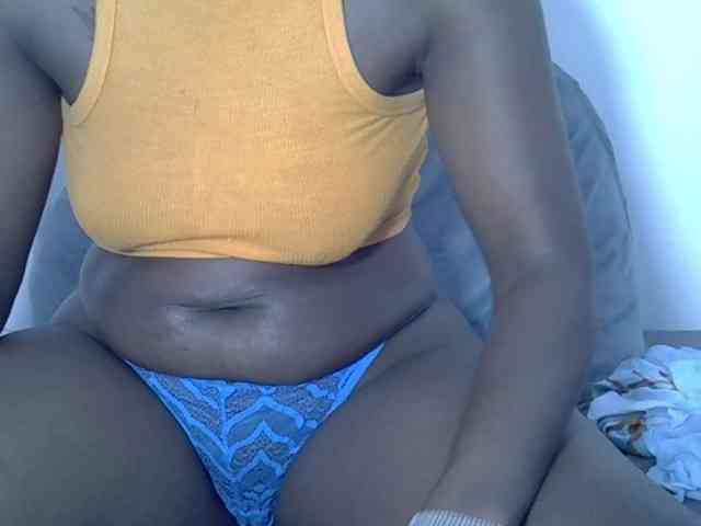 Prettyliz30 webcam