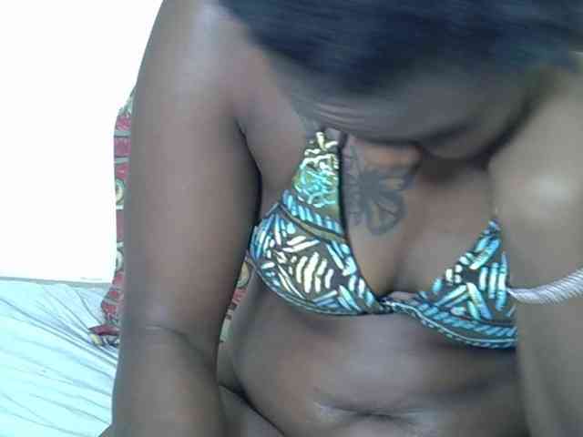 Prettyliz30 webcam
