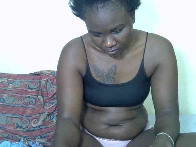 Prettyliz30 webcam