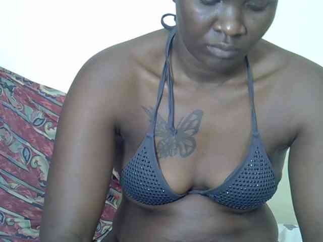 Prettyliz30 webcam