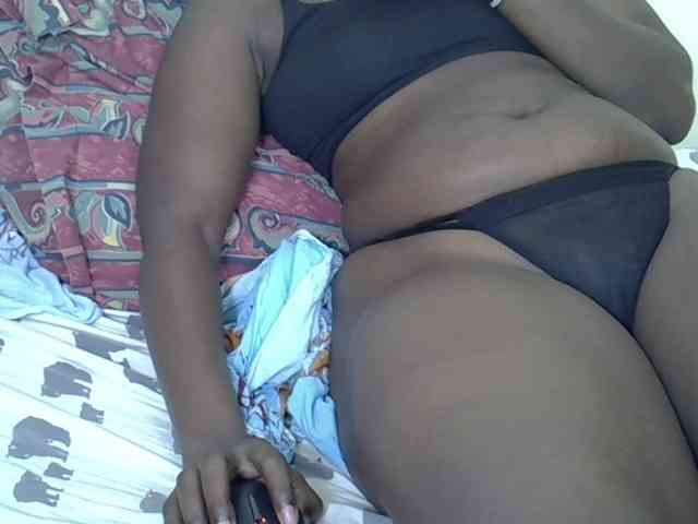 Prettyliz30 webcam
