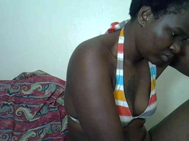 Prettyliz30 webcam