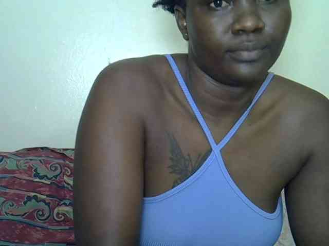 Prettyliz30 webcam