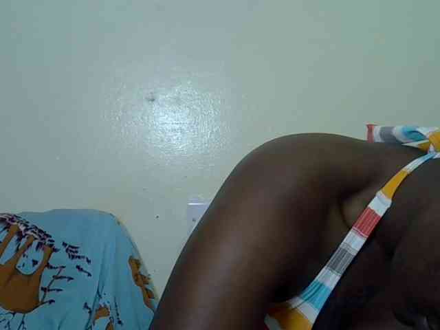 Prettyliz30 webcam