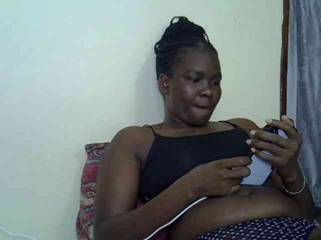 Prettyliz30 webcam