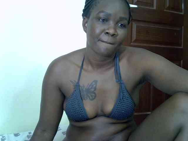 Prettyliz30 webcam