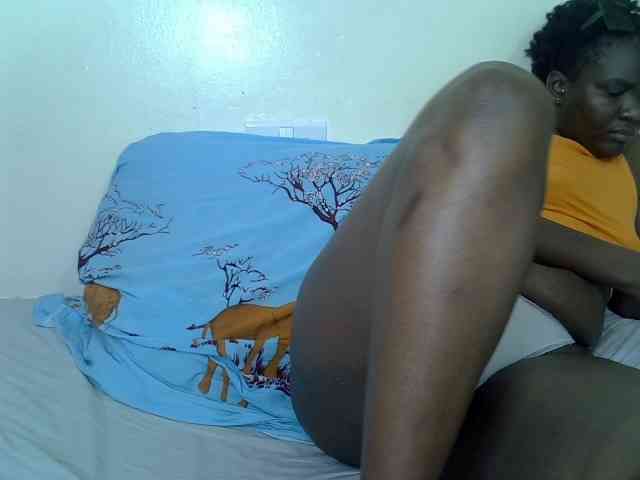 Prettyliz30 webcam