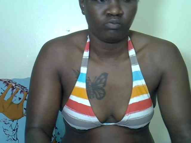 Prettyliz30 Live Webcam on BongaCams