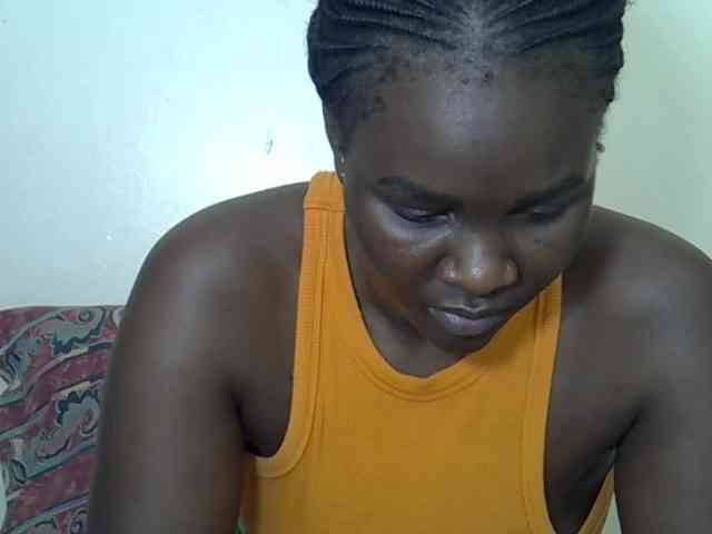 Prettyliz30 webcam