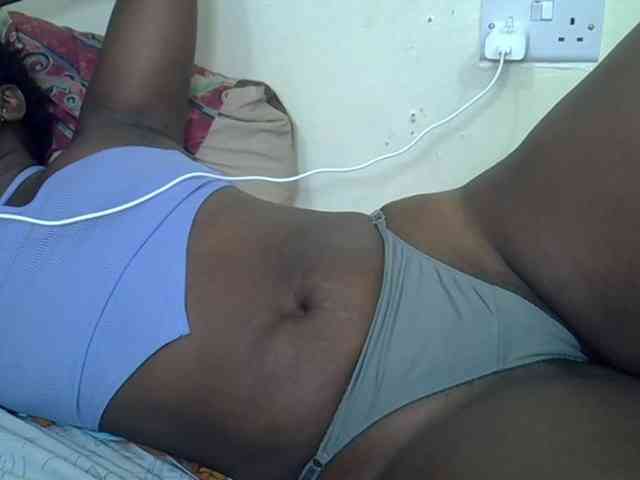 Prettyliz30 webcam