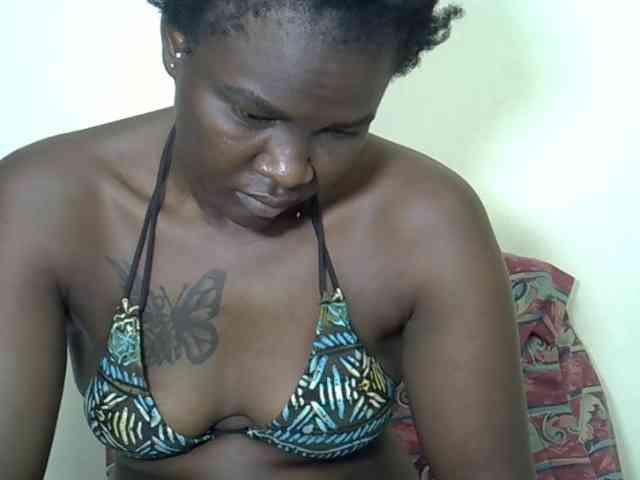 Prettyliz30 webcam
