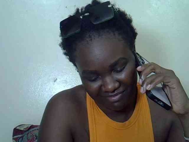 Prettyliz30 webcam