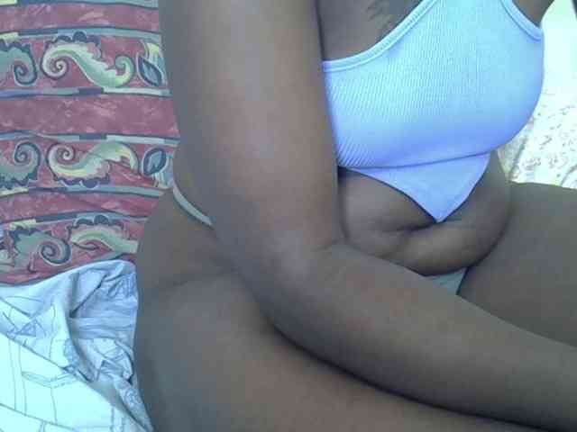Prettyliz30 webcam