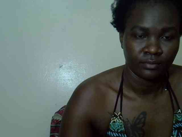 Prettyliz30 webcam