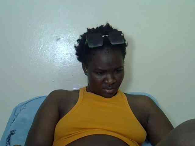 Prettyliz30 webcam