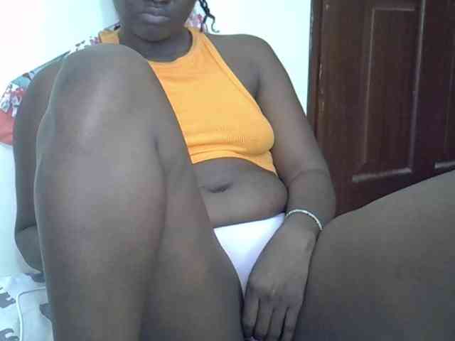 Prettyliz30 webcam