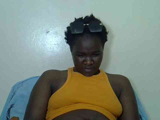Prettyliz30 webcam