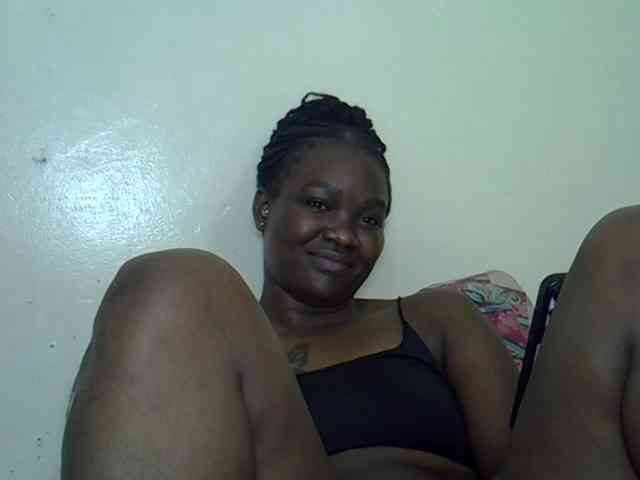 Prettyliz30 webcam