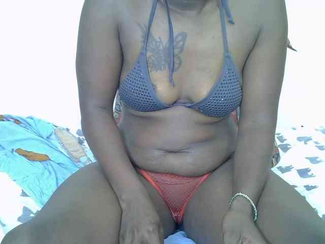 Prettyliz30 webcam