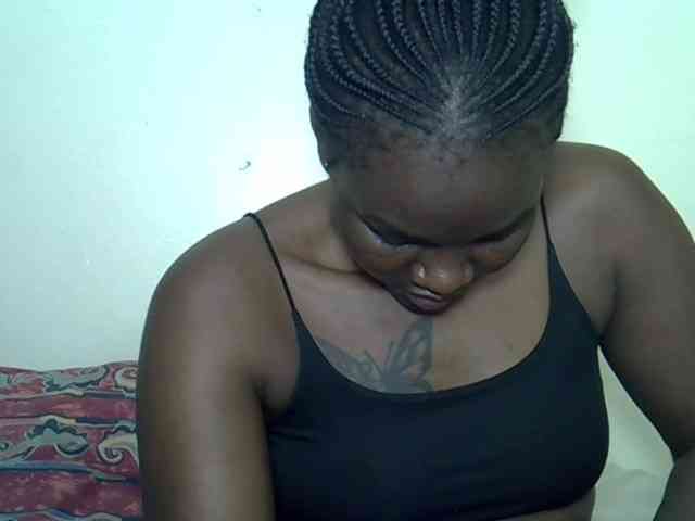 Prettyliz30 webcam